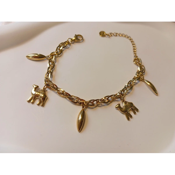 Euro Aksesuar 14 Ayar Altın Kaplama Deve Figürlü 316L Çelik Şans Bilekliği