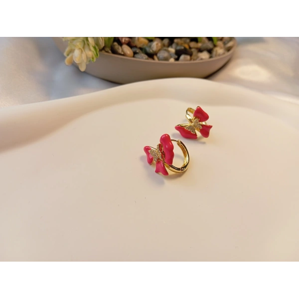 Xuping Jewelry Zirkon Taşlı ve Mineli Minimal Kelebek Küpe (1,5 cm)