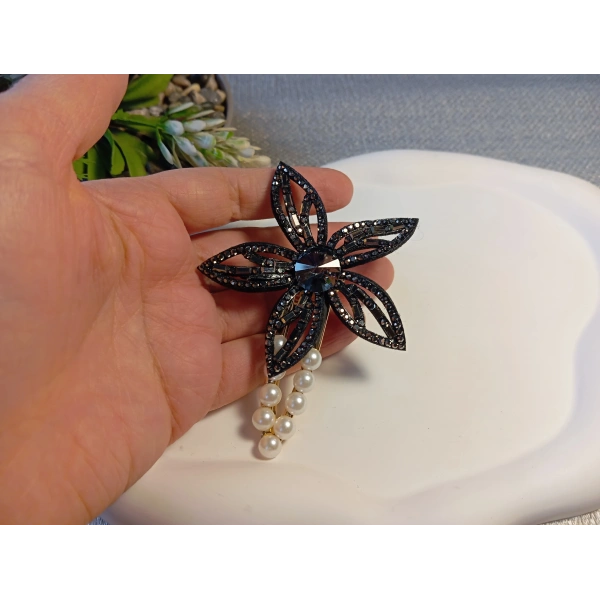 Euro Aksesuar Kristal Taşlı Çiçek Figürlü ve İncili Lüks Yan Toka Seti (Siyah, Gold, Gümüş)