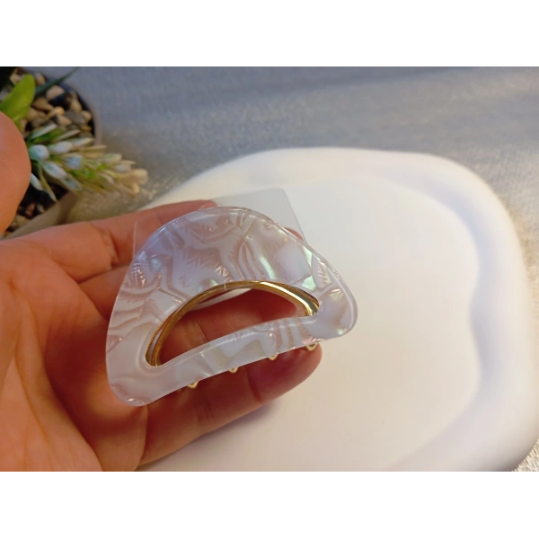 Euro Aksesuar Lüks Sedefli İridyum Serisi Altın Detaylı Üçgen Metal Mandal Toka - 6 cm