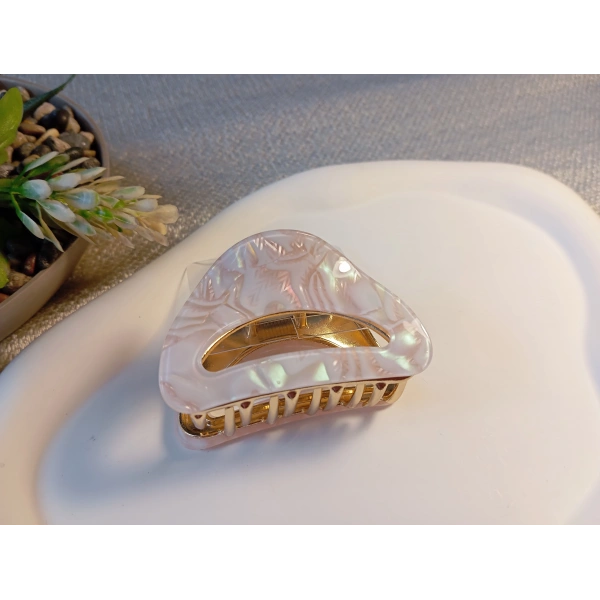 Euro Aksesuar Lüks Sedefli İridyum Serisi Altın Detaylı Üçgen Metal Mandal Toka - 6 cm