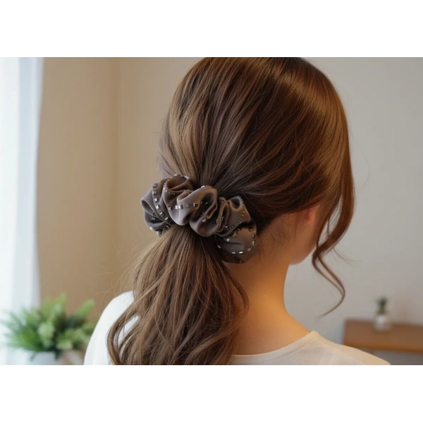 Euro Aksesuar Premium Taş İşlemeli Saten Simit Toka - Topuz Tokası Siyah, Bej, Kahve Seçenekleriyle