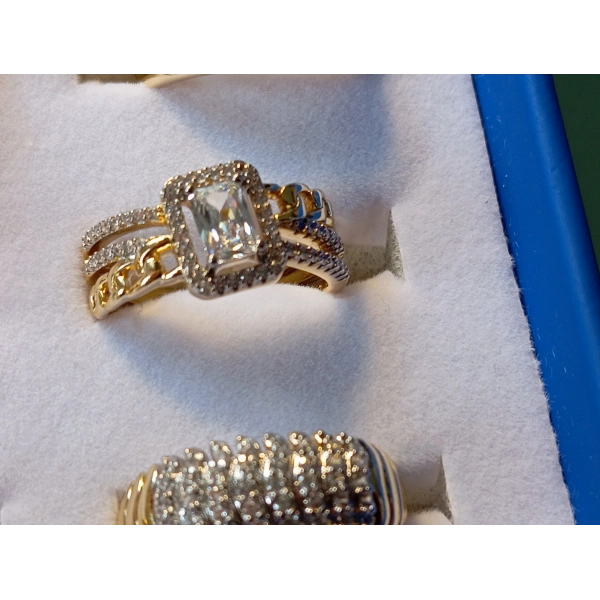 Xuping Jewelry Kadın Baget Kesim Zirkon Taşlı Zincir Detaylı Yüzük (8 Numara) 14 K Kaplama