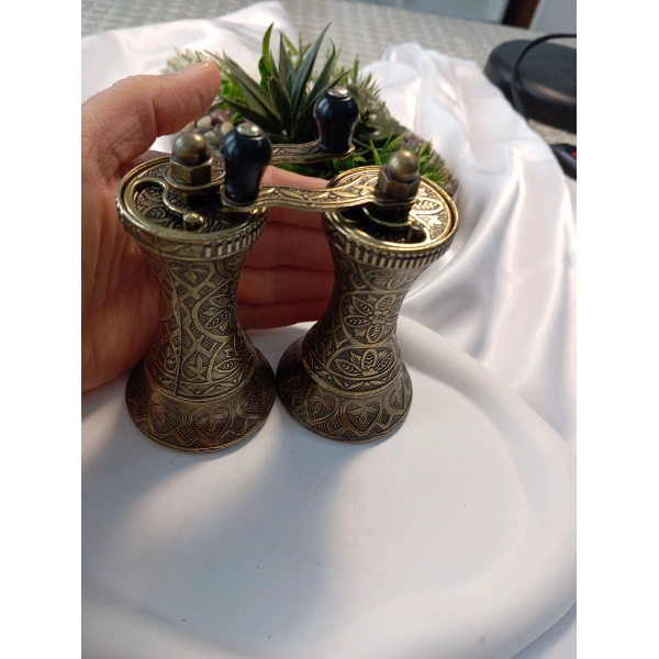 Otantik Zamak Tuz, Karabiber ve Baharat Değirmeni (11 cm)