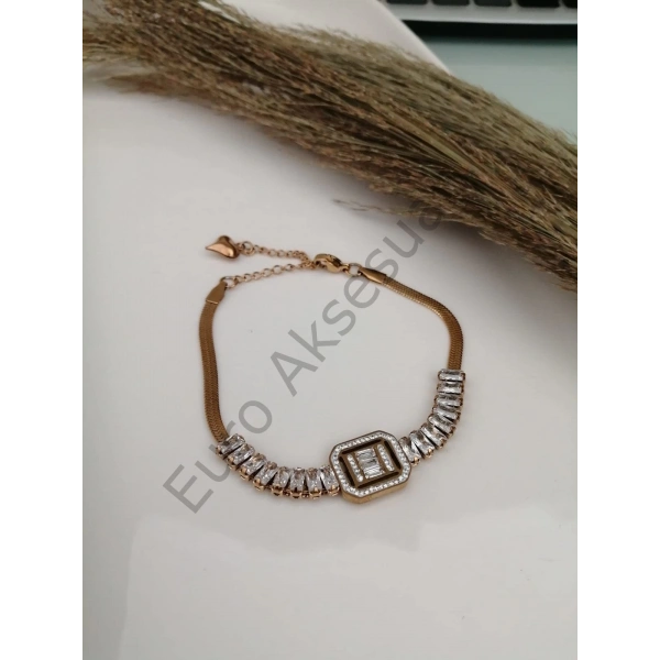 Altın Kaplama Zirkon Taşlı Çelik Bileklik