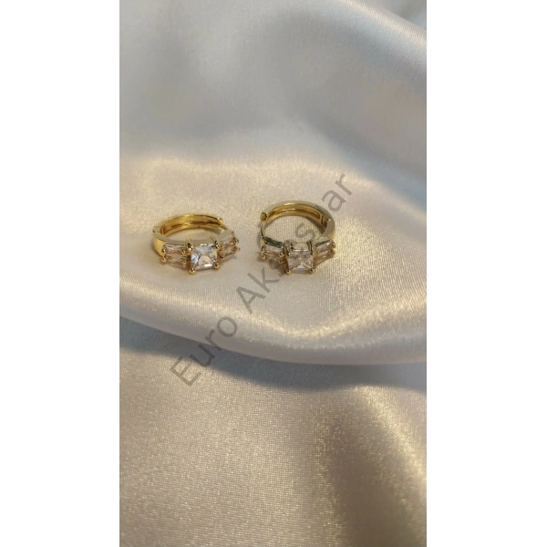 Altın Renk Taşlı Halka Çelik Küpe