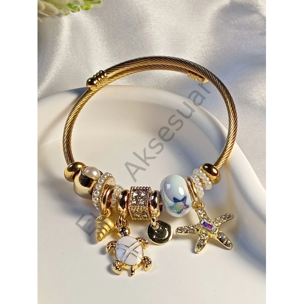 Beyaz Kamplumbağa Figürlü Charmlı Bileklik