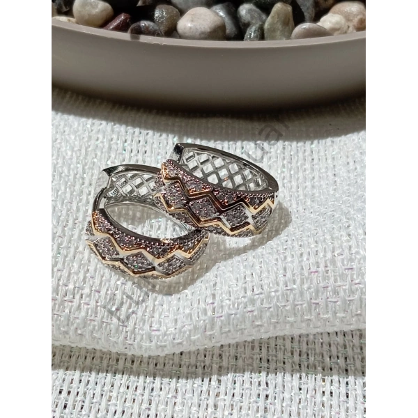 Çelik İki Renkli Dantel Detaylı Küpe