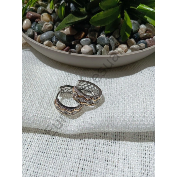 Çelik İki Renkli Dantel Detaylı Küpe