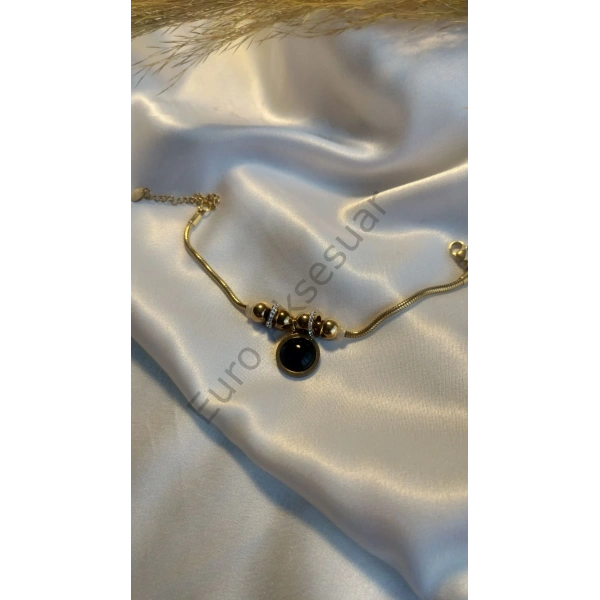 Çelik Siyah Charm Detaylı Bileklik