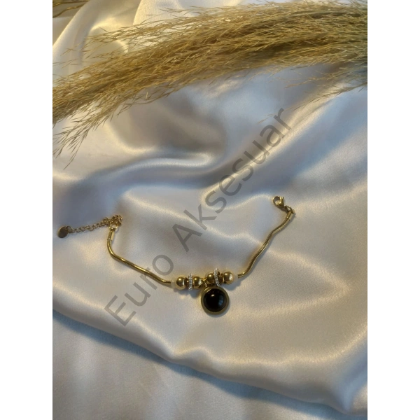 Çelik Siyah Charm Detaylı Bileklik