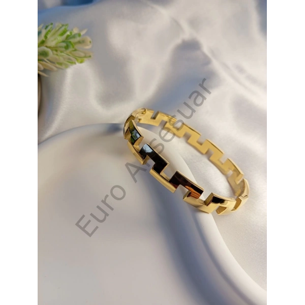 Gold Desenli Kelepçe Bileklik