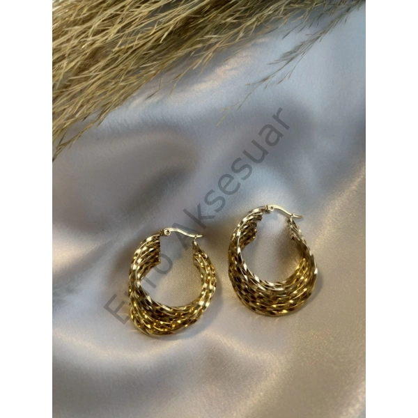 Gold Renk Asimetrik Çelik Küpe