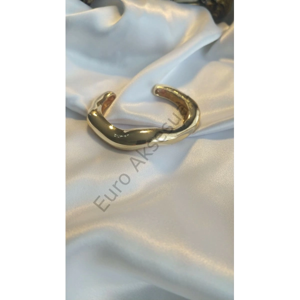 Gold Renk Vip Kıvrımlı Kelepçe Bileklik