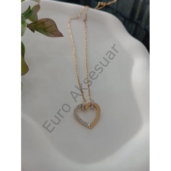 Gold Taş Detaylı Çelik Kalp Kolye