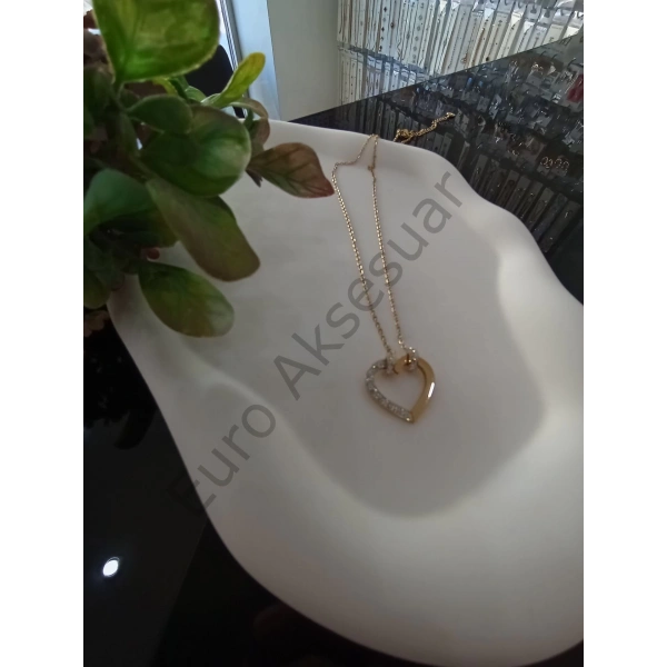 Gold Taş Detaylı Çelik Kalp Kolye