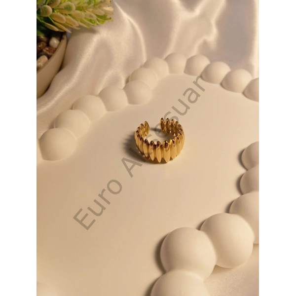 Gold Tırtıklı Çelik Yüzük