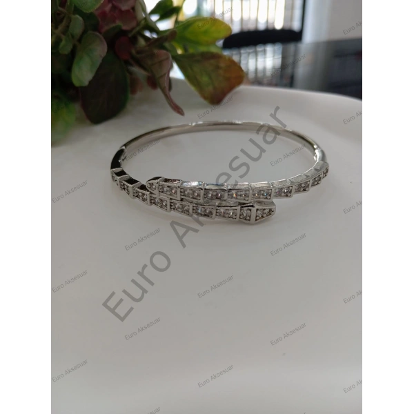 GÜMÜŞ RENK YILAN DETAYLI ÇELİK KELEPÇE