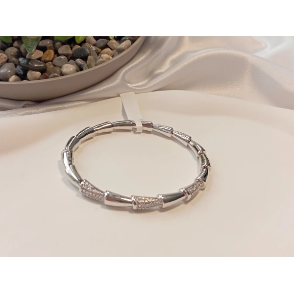 Gümüş Renk Zirkon Taşlı Vip Bilezik