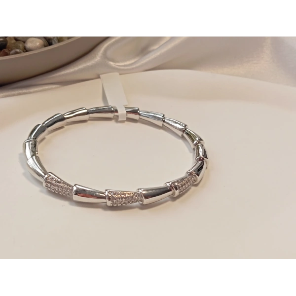 Gümüş Renk Zirkon Taşlı Vip Bilezik