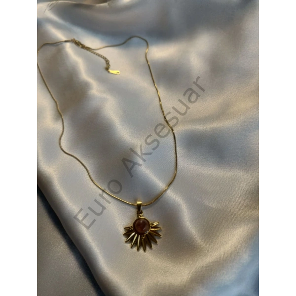 Kahverengi Doğaltaşlı Çelik Kolye