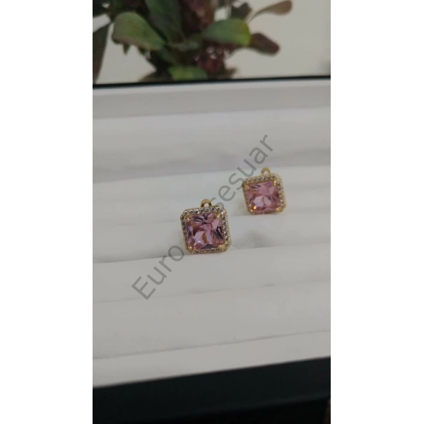Kare Pembe Zirkon Taşlı Çelik Küpe
