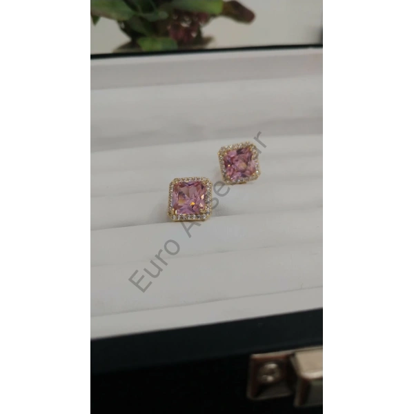 Kare Pembe Zirkon Taşlı Çelik Küpe