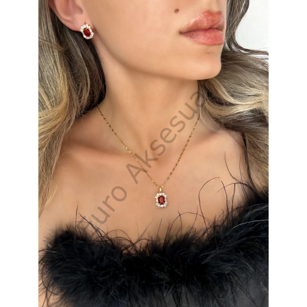 Kırmızı Taş Detaylı Çelik Kolye, Küpe Seti