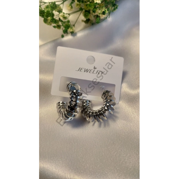 Kıvrımlı VIP Küpe