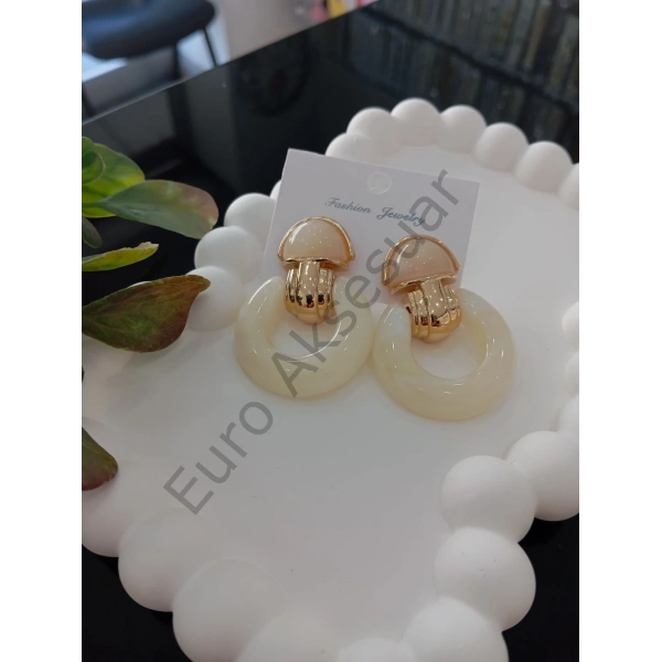 Krem Rengi Özel Seri Küpe