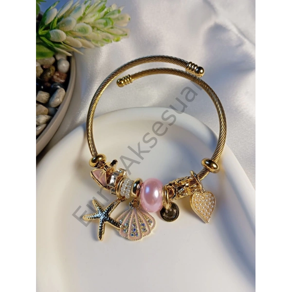 Pembe - Gold Deniz Yıldızı Detaylı Charm Bileklik