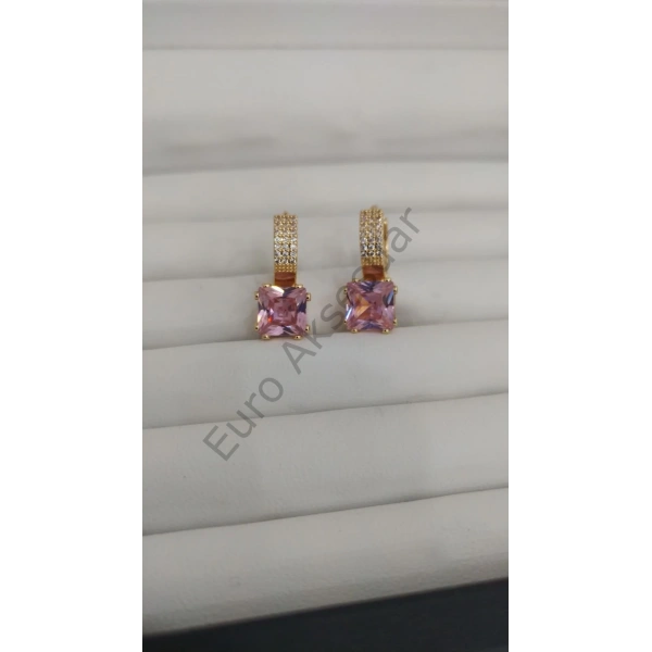 Pembe Zİrkon Taşlı Çelik Küpe