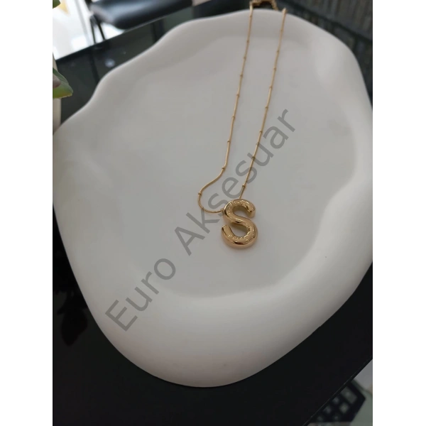 S Harfi Figürlü Çelik Kolye