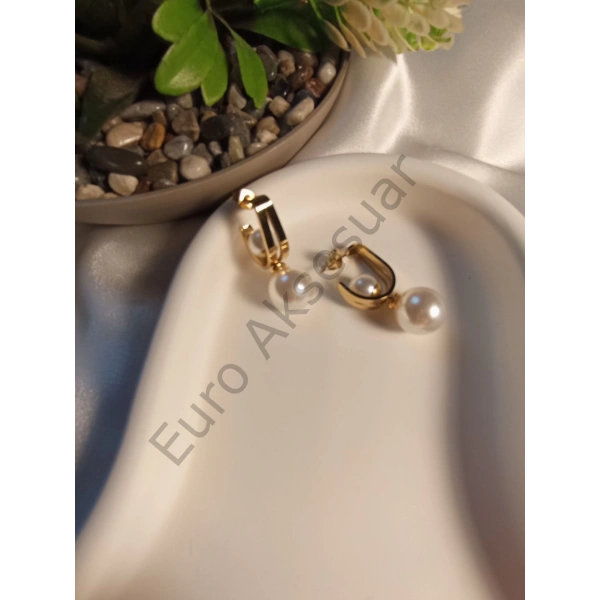 Şık İnci Detaylı Çelik Küpe