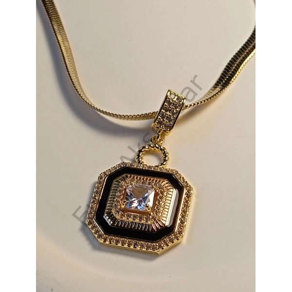 Şık İşleme Detaylı Çelik Kolye