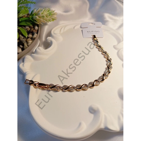 Şık Zirkon Taşlı Vip Bileklik