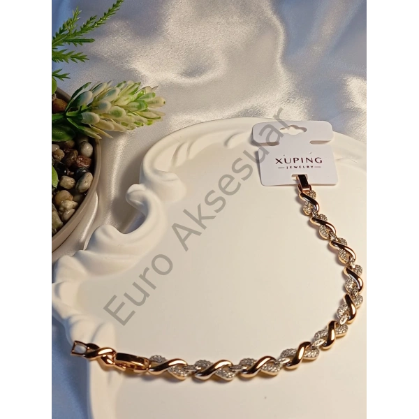 Şık Zirkon Taşlı Vip Bileklik