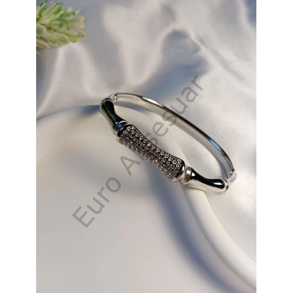 Silver Taş Detaylı Çelik Kelepçe Bileklik