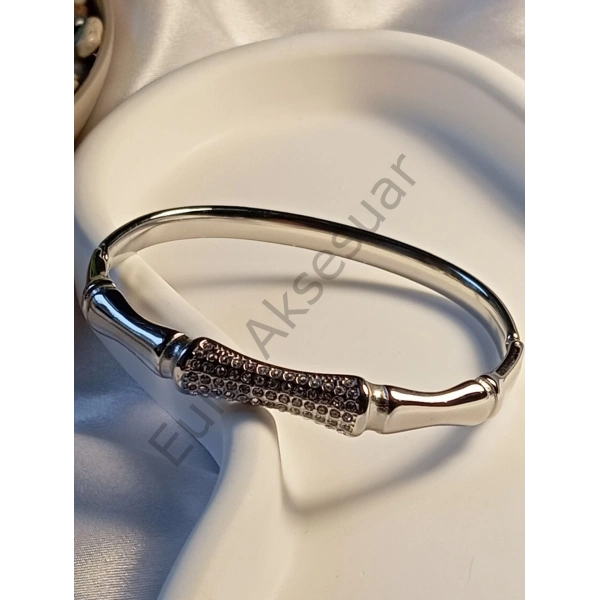 Silver Taş Detaylı Çelik Kelepçe Bileklik