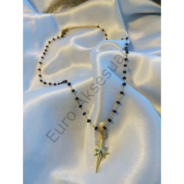 Siyah Boncuklu Kutup Yıldızı Detaylı Çelik Kolye