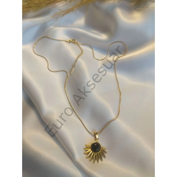 Siyah Doğal Taş Detaylı Çelik Kolye