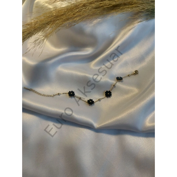 Siyah Yonca Detaylı Çelik Bileklik