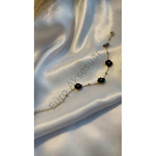 Siyah Yonca Detaylı Çelik Bileklik