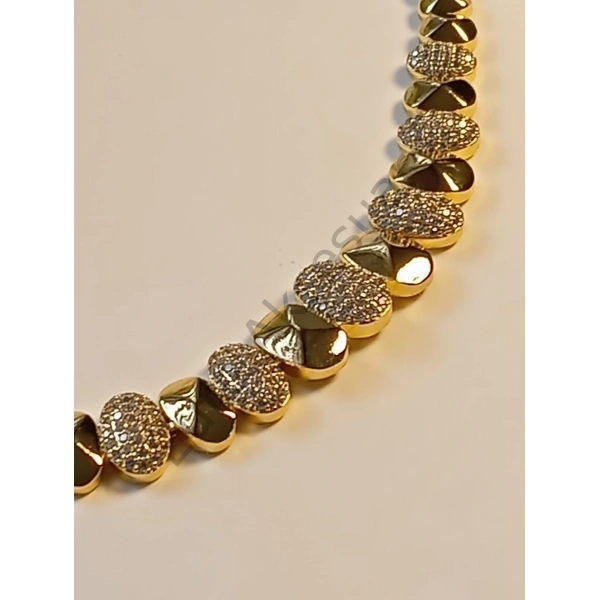 Taş Detaylı Oval Vip Bileklik 14 K