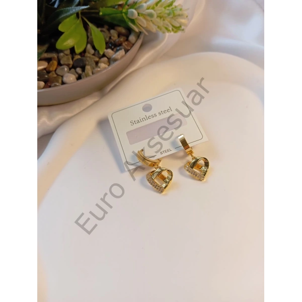 Taşlı Kalp Detaylı Çelik Küpe