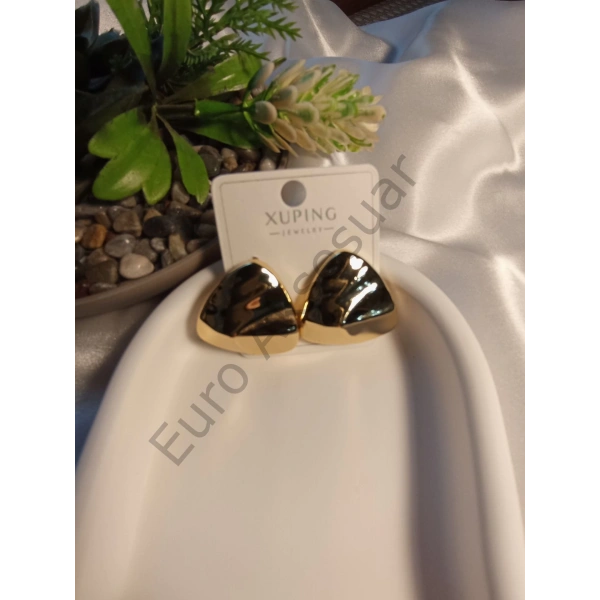 Üçgen Detay Vip Küpe