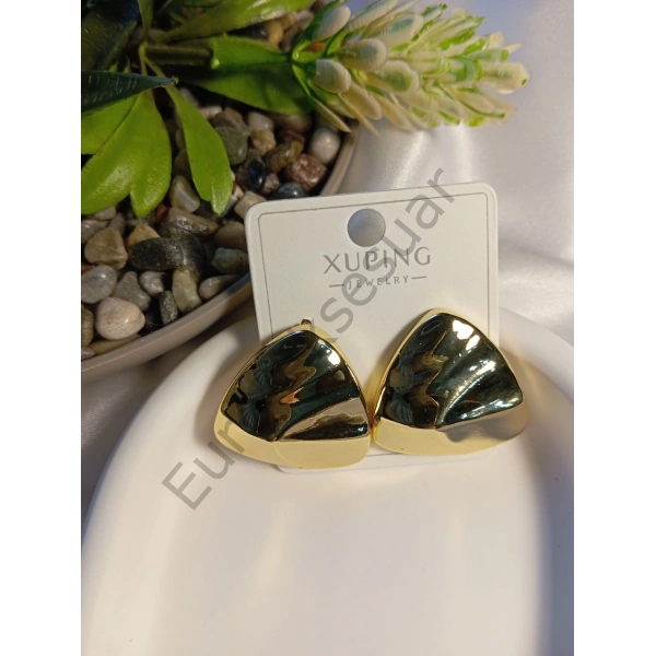 Üçgen Detay Vip Küpe