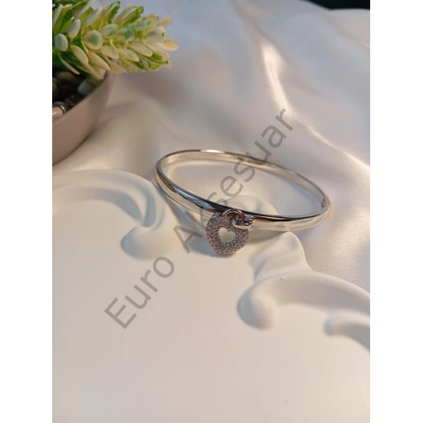 Vip Silver Kalp Detaylı Kelepçe Bileklik