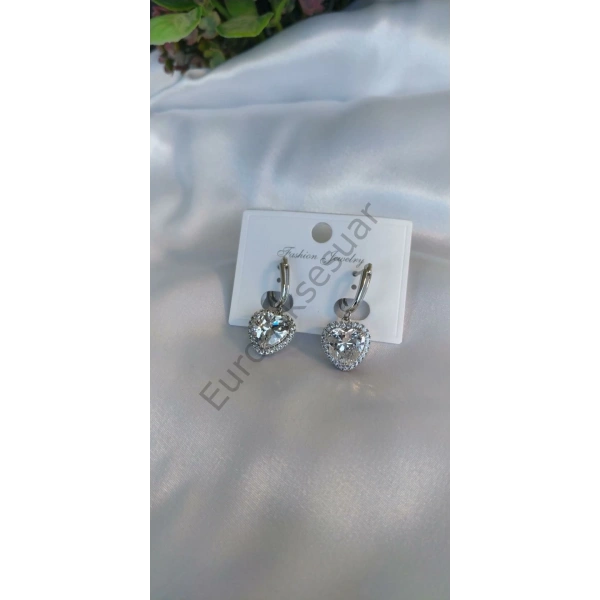 Vip Taşlı Kalp Küpe