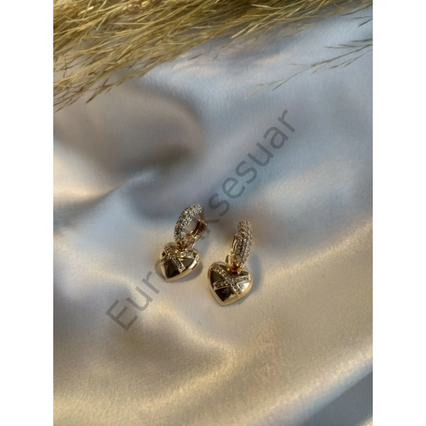 Xuping Kalp Detaylı Zirkon Taşlı Küpe